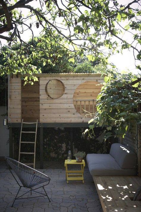 . Modern Playhouse, Tree Fort, Build A Playhouse, Backyard House, Bohemian Garden, Playhouse Outdoor, Landscape Designs, Dream Backyard, Play House