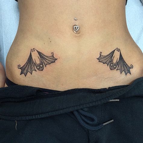 Tattoos On Hip, Hips Tattoo, Bat Tattoos, Tattoos And Meanings, Bat Tattoo, Facial Tattoos, Ink Ideas, Hip Tattoo, Tattoo Tattoo