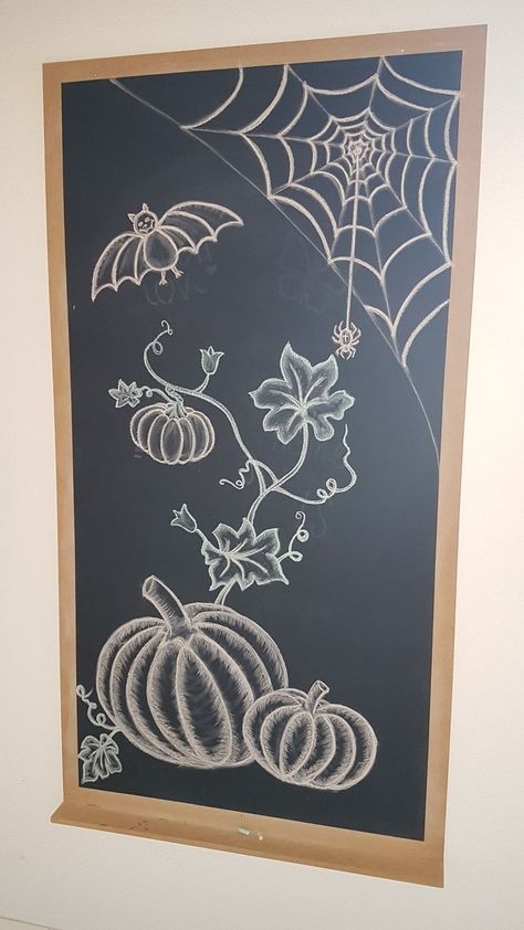 Autumnal Chalkboard, Fall Whiteboard Art Easy, Fall Restaurant Chalkboard, Fall Chalk Bored Ideas, Simple Fall Chalkboard Art, Fall Chalk Boarder Designs Easy, Easy Fall Chalkboard Ideas, Fall Whiteboard Ideas, Cute Fall Chalkboard Ideas