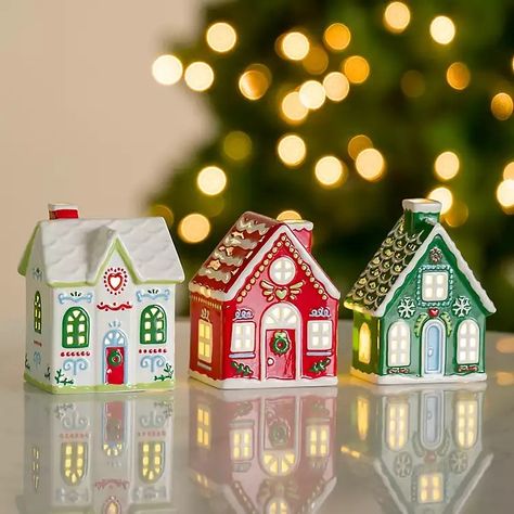 Painting Ceramic Christmas Houses, Little Gingerbread Houses, Ceramic Christmas Village Houses, Ceramic Christmas Houses Painted, Anthropologie Christmas Houses, Painted Wooden Christmas Houses, Christmas House Ceramic, Pottery Gingerbread House, Painted Christmas Houses