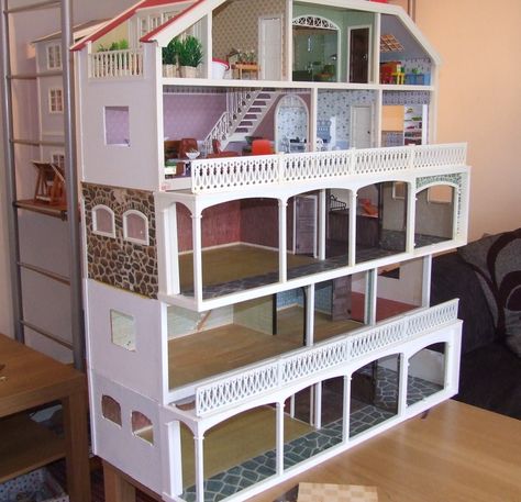 Barbie Architecture, Lundby Stockholm, Lundby Dollhouse, Dollhouse Decorating, Modern Dolls House, Kids Doll House, Diy Barbie House, New Floors, Dollhouse Design