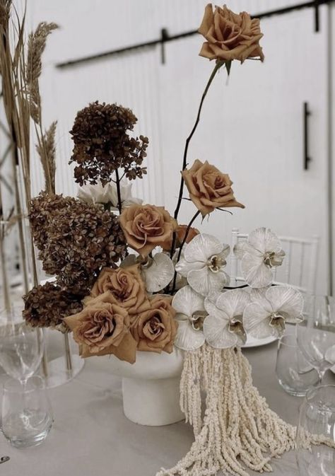 White And Terracotta Wedding Flowers, Wedding Flower Stands Ceremony, Brown Wedding Florals, Brown Event Decor, Brown Flower Arrangements, Earth Tone Wedding Flowers, Brown Floral Arrangements, White And Brown Wedding, Brown Wedding Flowers