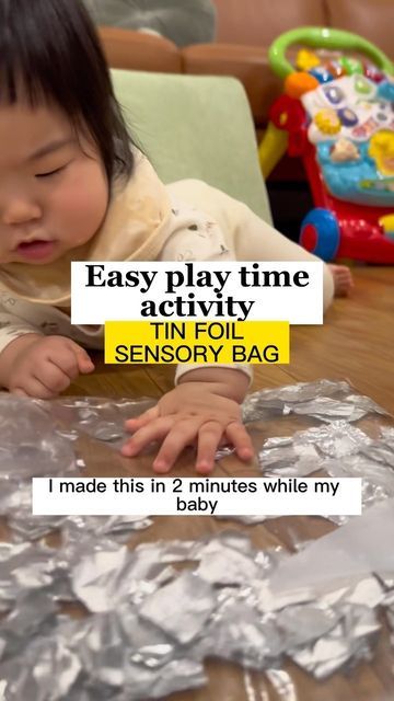 Tummy Time Water Mat Diy, Sensory Bags For Babies, Baby Handling, Baby Tummy Time, Sensory Bag, Sensory Bags, Play Hacks, Baby Learning Activities, Baby Activities