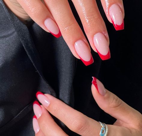 Red Tips Coffin Shape, Coffin Nails Red French Tip, Red French Tip Nails Coffin With Glitter, Red V Shape French Tip Nails, Red Nails Ballerina Shape, Red French Coffin Nails, Red Lines Nails, Red French Coffin, Red Coffin French Tip Nails