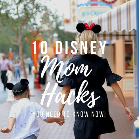 Family Amusement Park Outfits, Disneyland Family Outfits Fall, Hongkong Disneyland Outfit Summer, Disney Comfy Outfits, Disneyland Mom Outfit, Mom Disney Outfit Summer, Magic Kingdom Family Outfits, Disney Mom Outfit Summer, Hongkong Disneyland Outfit