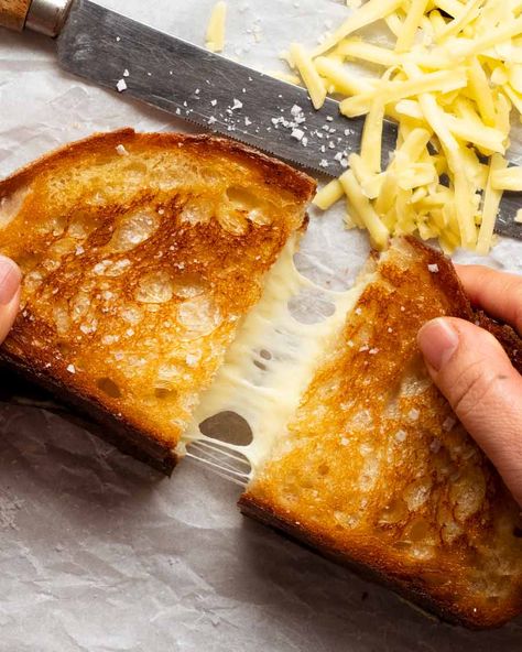 Grilled cheese- ultimate cheese toastie - cheese pull shot Best Grilled Cheese Sandwich, Crispy Grilled Cheese, The Best Grilled Cheese, Cheese Toasties, Cheese Toastie, Cheese Pull, Ultimate Grilled Cheese, Perfect Grilled Cheese, Cocktail Party Food