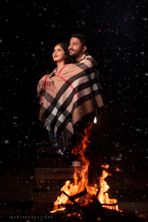 #bonfire #bonfirephoto #bonfirenight #coupleshoot #prewedding #couplegoals #preshoot #kmjproductions Night Capal Pic, Night Pre Wedding Photography, Fire Camp Photography Couple, Prewedding Night Shoot, Bonfire Pre Wedding Shoot, Fire Camp Photography, Night Prewedding Photography, Couple Prewedding Photography, Prewedding Shoot Ideas