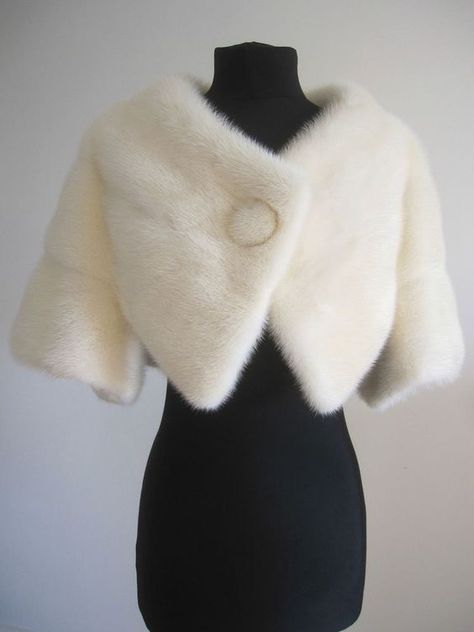 Indian Dress Up, Wedding Coat, Night Club Dress, Cute Coats, Fashion Corner, Fur Stole, Bolero Jacket, White Fur, Stylish Clothes For Women