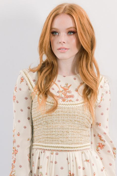 Strawberry Blonde Actress, Abigail Cowen Icons, Apricot Blonde, Blonde Actress, Abbey Cowen, Abigail Cowen, Blonde Actresses, Pretty Redhead, Pale Girl