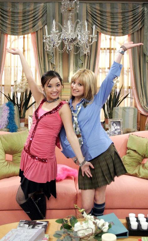 Late 2000s Fashion, London Tipton, Disney Duos, Channel Outfits, Disney Channel Movies, Glittery Dress, Disney Channel Original, Disney Channel Shows, Brenda Song