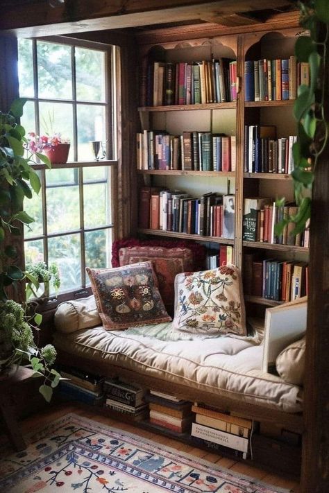 Reading Nook Dark Academia, Home Reading Nook Ideas, Unique Vintage Home Decor, Bedroom Bookcase Ideas Aesthetic, Cottage Sitting Room Ideas, Cottage Core Library Room, Cozy Old Home, Cozy Cottage Home Decor, Cottagecore Reading Nook