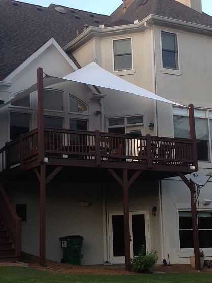 Privacy shade on our deck, extend upright posts, attach sail shade Shade Sail Installation, Deck Cover, Deck Shade, Sail Shade, Small Pergola, Backyard Shade, Sun Sail Shade, Patio Shade, Backyard Pergola