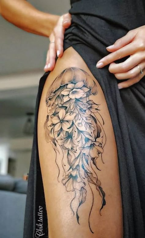 Beautiful Hip Tattoo For Women Octopus Thigh Tattoos, Side Thigh Tattoos Women, Upper Leg Tattoos, Upper Thigh Tattoos, Side Thigh Tattoos, Hip Thigh Tattoos, Jellyfish Tattoo, Hip Tattoos Women, Theme Tattoo