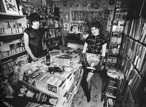 Lux  & Ivy's (of the Cramps) record collection. / luckys! Lux Interior, Vinyl Vintage, Dangerous Minds, The Cramps, Vintage Everyday, Punk Rock Bands, Record Shop, Psychobilly, Record Collection