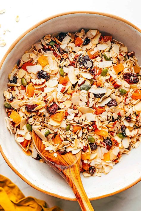 Muesli Recipe, Bowl Meals, Gimme Some Oven, Homemade Muesli, Dried Apples, Granola Recipes, Vegan Breakfast, Breakfast Bowls, Banana Bread Recipes