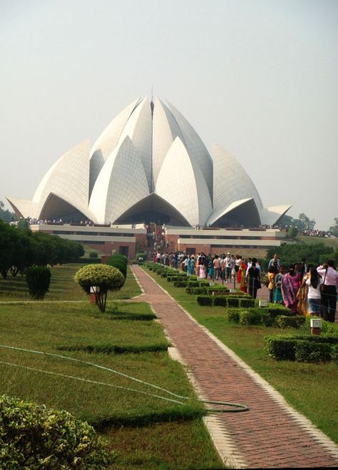 Delhi Aesthetic, Manifestation 2024, Iit Delhi, Son Pictures, Mumbai Travel, Night Story, Delhi City, Space Art Gallery, Lotus Temple