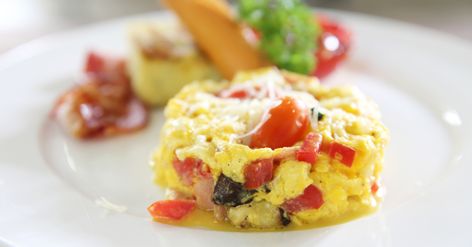 The Galveston Diet: Recipe for Scrambled Eggs with Tomato and Spinach Galveston Diet Breakfast Ideas, Galveston Diet Breakfast, Galveston Diet Recipes Breakfast, The Galveston Diet Recipes, Galveston Diet Recipes, The Galveston Diet, Mary Claire Haver, Raspberry Breakfast, Galveston Diet