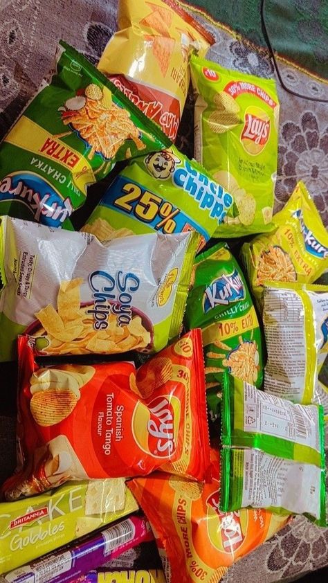 Food Dp For Instagram, Lays Chips Snap, Chips Snapchat Stories, Lays Chips Snapchat Story, Kurkure Snapchat, Chips Snapchat, Night Food Snap, Chips Snap, Tablet Medicine Snap