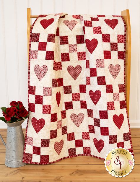 Valentines Quilts, Valentines Quilt, Valentine Quilts, Quilt Heart, Heart Quilts, Irish Chain Quilt, Heart Quilt Pattern, Colorful Quilt, Red And White Quilts