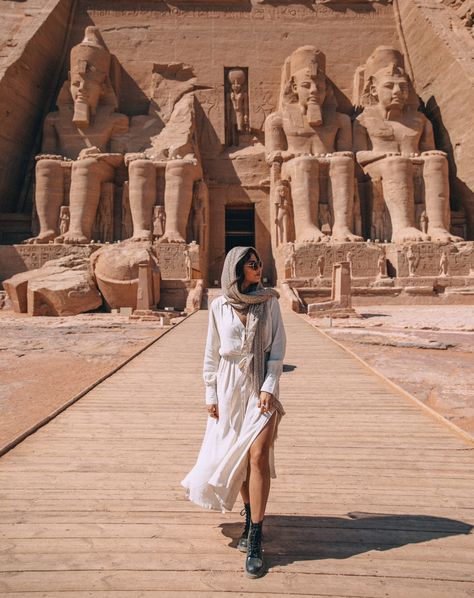 Abu Simbel is an impressive temple to visit. Click here for the ultimate Egypt travel guide with a full 10 day Egypt itinerary. #egypt #travel #instagramfeed #travelguide | best places to visit in Egypt | Egypt travel itinerary | Egypt in 10 days | Egypt travel tips | Egypt photography | Egypt pyramids | Egypt outfits | things to do in Egypt | what to wear in Egypt | things to do in Abu Simbel Egypt | Abu Simbel Egypt Instagram pictures | Abu Simbel Instagram | Abu Simbel temple Egypt Outfits, Egypt Crafts, Places In Egypt, Hurghada Egypt, Egypt Aesthetic, Pyramids Egypt, Abu Simbel, Egypt Fashion, Egypt Tattoo