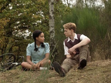 Where Hands Touch, Rites Of Passage, Abbie Cornish, Amandla Stenberg, George Mackay, School For Good And Evil, Movie Couples, Love Movie, Cute Relationship Goals