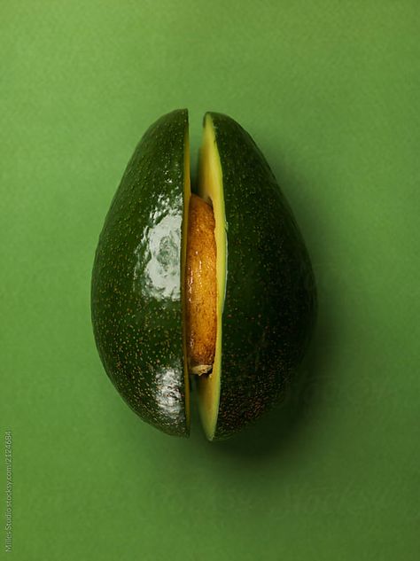 Cut avocado with shiny peel on green by Milles Studio for Stocksy United Avocado Fruit Photography, Avocado Photography, Avocado Aesthetic, Cut Avocado, Avocado Art, How To Cut Avocado, Green Avocado, Pop Art Images, Food Texture