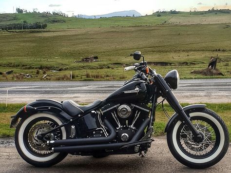 Soft Tail Slim, Harley Davidson Softail Custom, Harley Davidson Softail Slim, Harley Softail Slim, Slim Pickens, Motorcycle Ideas, Harley Davidson Softail, Softail Slim, Harley Bobber