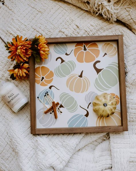 Endless summer or bring on fall? We're excited to start sharing our fall home decor collection and styling ideas with you. Get ready for a season full of cozy textures, beautiful colors, and everything you need to make your home feel warm and inviting. 🍂 Cute Fall Signs Diy, Fall Wall Signs, Diy Fall Signs, Modern Farmhouse Fall Decor, Diy Fall Home Decor, Cardboard Decor, Fall Pumpkin Sign, Boho Pumpkin, Fest Ideas