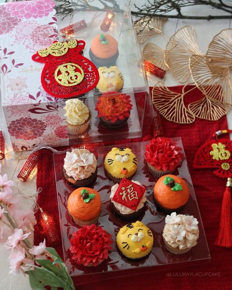 Lunar New Year Cupcakes, Cny Dessert, Wedding Cake Chinese, Cny Cake, Chinese New Year Desserts, Cny Hampers, Cny 2025, Chinese New Year Cake, Cny 2024