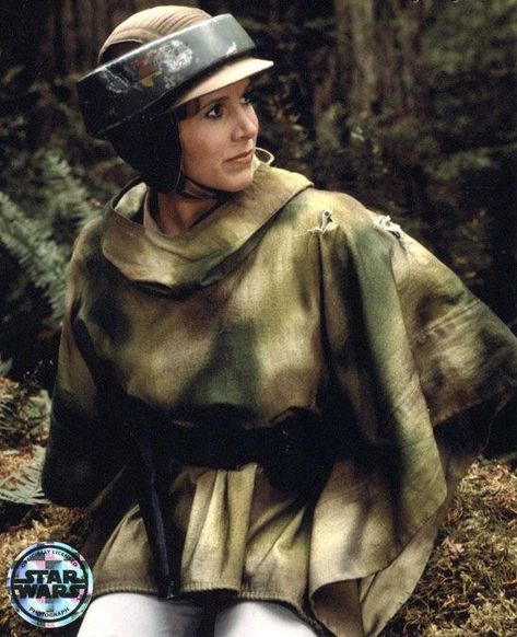 Carrie Fisher as Princess Leia Leia Endor, Star Wars Episode 6, Jedi Princess, Princess Leia Costume, Carrie Fisher Princess Leia, Jedi Costume, Leia Costume, Leia Star Wars, Star Wars Princess Leia