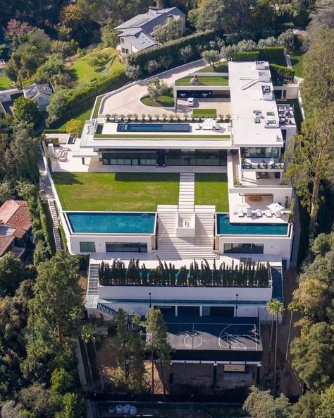 Bel Air Mansion, Dream House Mansions, Homes Ideas, Dream Mansion, Mega Mansions, Modern Mansion, Mansions Luxury, Design Hotel, Luxury Homes Dream Houses