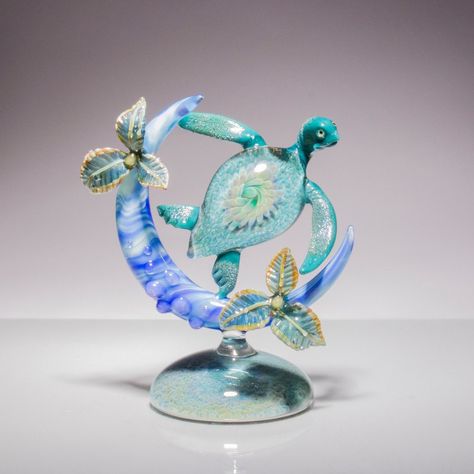 Moonlight by Bryan Randa. A sea turtle is suspended in a vibrant blue crescent moon and swimming in lampworked borosilicate glass. Blue Crescent Moon, Ocean Room Decor, Painted Glass Art, Turtle Jewelry, Deco Nature, Blown Glass Art, Glass Furniture, Polymer Clay Miniatures, Crystal Figurines