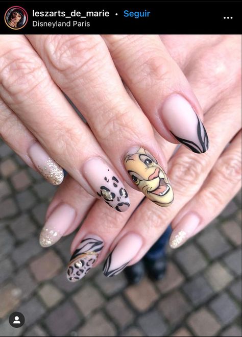 Lion King Nails, Lion Nails, Disney Inspired Nails, Disney Acrylic Nails, Mickey Nails, Fruit Nail Art, Animal Nail Art, Nail Art Disney, Glow Nails