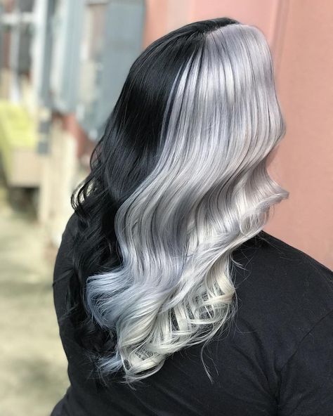 Split hair Grey Hair Color Silver, Half Dyed Hair, Half And Half Hair, Split Dye, Grey Hair Dye, Split Dyed Hair, Icy Blonde Hair, Split Hair, Medium Long Hair