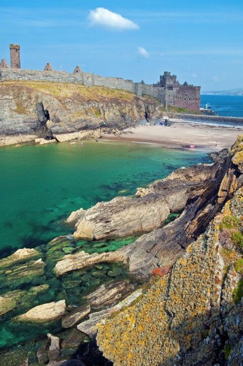 Peel Castle, Peel, Isle of Man Man Aesthetic, Rpg World, Ancient Kingdom, Irish Sea, Fairytale Castle, Isles Of Scilly, I Want To Travel, Island Home, Future Travel