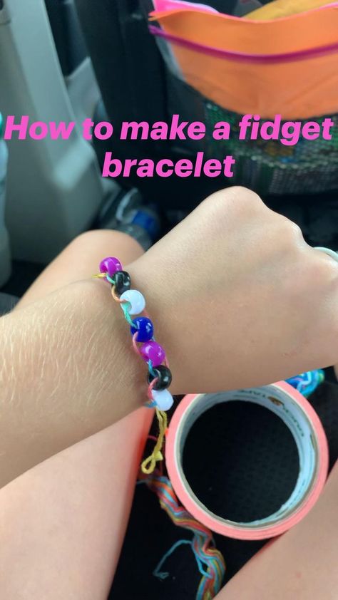 How To Make Fidget Bracelets, Fidget Bracelet Diy, Jewelry Making For Kids, Fidget Bracelets, Diy Fidgets, Fidgets Diy, Fidget Bracelet, Fidget Jewelry, Diy Fidget Toys