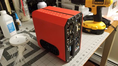 3D printed, small form factor, computer case | SFF.Network Small Form Factor Pc, 3d Printed Computer Case, 3d Printed Pc Case, Computer Case Design, Custom Pc Case, Diy Pc Case, Sff Pc, Diy Pc, Pc Design