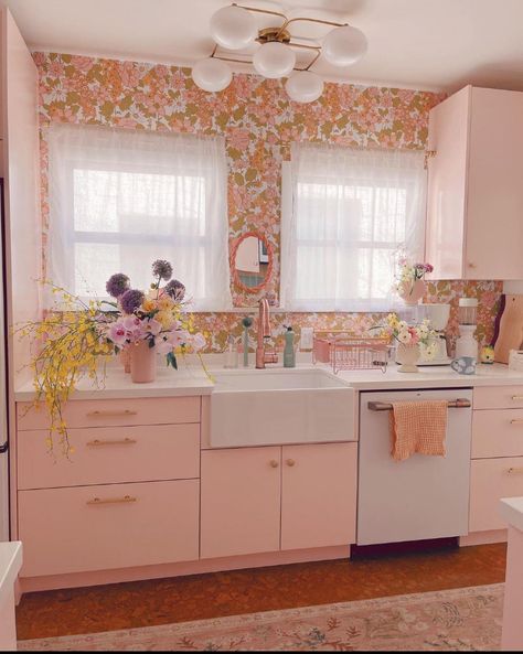 Hot pink kitchen