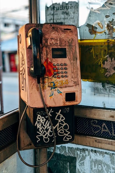 Wow Photo, Telephone Booth, Retro Photography, Pay Phone, Retro Aesthetic, Aesthetic Vintage, Adobe Lightroom, 그림 그리기, Cool Wallpaper