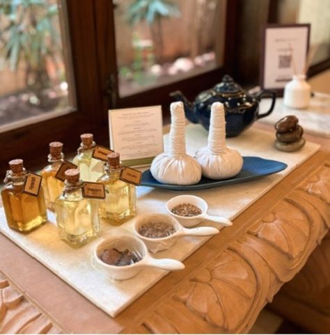 In the fast-paced world we live in, the quest for relaxation and rejuvenation is more critical than ever. Among the myriad of wellness practices available, Abhyanga stands out as a profound and deeply therapeutic Ayurvedic massage technique. Abhyanga, a traditional Indian Ayurvedic massage, involves the rhythmic application of warm herbal oils over the body. Indian Spa, Ayurveda Spa, Ayurvedic Spa, Wellness Practices, Herbal Oils, Spa Gift Card, Herbal Therapy, Ayurvedic Massage, Spa Wellness