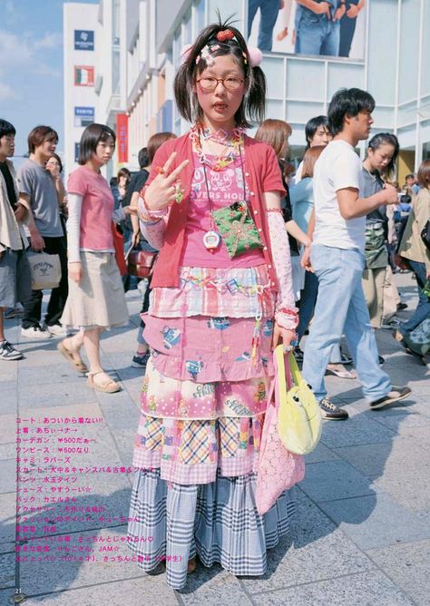 Shinora Fashion, J Fashion Street, J Fashion Harajuku, 90s Harajuku, Fruits Magazine, Kei Visual, Harajuku Fashion Street, Junior High School, Japanese Street Fashion