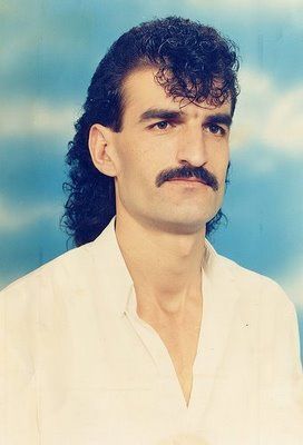 80s Hairstyles Men, 80’s Hair, Stranger Than Fiction, 80s Men, Curly Mullet, 80s Hair, Mullet Hairstyle, Historical Facts, Crazy Hair