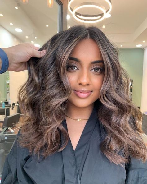 Balayage Highlights & Haircuts on Instagram: “Dark ashy brown balayage 🤩 good choice for who has dark hair…” Brown Hair For Dark Skin, Ashy Brown Balayage, Ashy Brown Hair Balayage, Brown Skin Blonde Hair, Ash Brown Hair Balayage, Hair Color For Morena Skin, Brown Hair Dark Skin, Hair Color For Morena, Dark Hair Colors