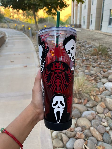 Halloween Horror Blood Drip Starbucks Tumbler  Halloween Fake Blood Starbucks Blood  Micheal Myers, Chucky, Scream, Ghost Face, IT, Jason Vorhees 24 oz Starbucks cold cup, plastic reusable straw, and plastic lid Designs are permanent vinyl decals. Cups are NOT sealed. Care Instructions: hand wash only, not microwave safe, not dishwasher safe (care card included) Any Questions Message me on here or on my business instagram @customcups_byelizabeth Horror Snowglobe Tumbler, Halloween Cups Designs, Ghost Face Christmas, Horror Gift Ideas, Halloween Tumbler Cups, Ghost Face Tumbler, Halloween Water Bottles, Horror Merchandise, Halloween Starbucks Cup