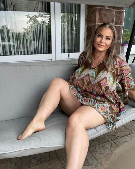 Bella Bodhi®-SoulHealer🔴💋❤️❣️ on Instagram: "Swinging ♥️" Bella Bodhi, Curvy Women Outfits, Curvy Plus Size, July 15, Plus Size Fashion, Ford, Plus Size, On Instagram, Instagram