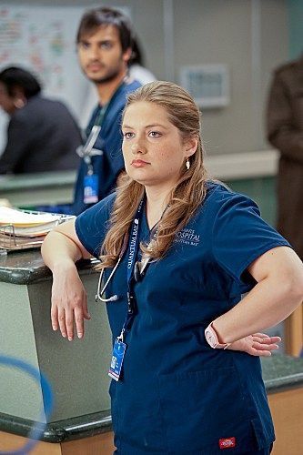 Merritt Wever, Nurse Jackie, Favorite Tv Characters, Tv Doctors, Nursing Memes, Great Tv Shows, Tv Characters, Tv Programmes, Best Tv