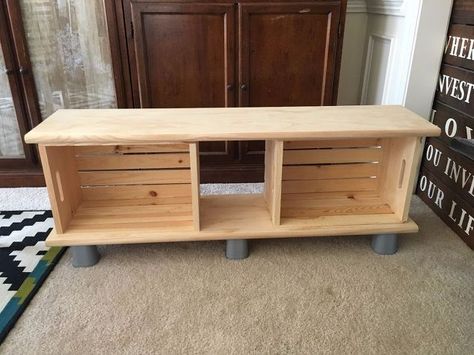 how to build a bench in 44 seconds cheater method Michaels Crates, Ikea Storage Cubes, Diy Bank, Crate Bench, Diy Storage Bench, Entryway Mudroom, Diy Entryway, Ikea Storage, Diy Bench