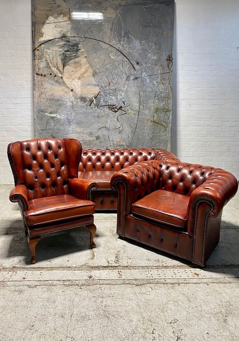 This really is a super cool MidC Chesterfield suite in excellent order. The colouring is a very warm burnt red. Sofa - 80” long x 35” deep x 29” high (leg can be added) Club chair - 40” wide x 35” deep x 29” high (leg can be added) Wing chair - 35” wide x 34” deep x 39” high Clubhouse Lounge, Bar Sofa, Blue Leather Sofa, Chesterfield Furniture, Bourbon Room, Black Living, Chesterfield Armchair, Closet Design Layout, Leather Chesterfield