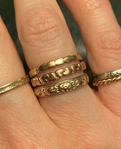 Mixed Metal Rings Aesthetic, Boho Gold Rings, Antique Ring Stack, Gold Vintage Rings, Ring Stacks, Ring Inspo, Ring Stack, Jewelry Fashion Trends, Classy Jewelry