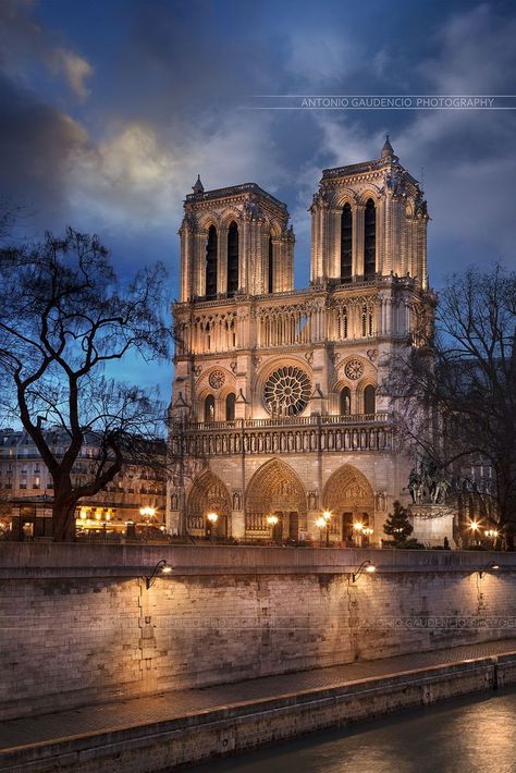 The cathedral Cathedral Lighting, Destroyed Building, Paris Monuments, Gothic Cathedrals, Chateau France, Church Architecture, Amazing Photo, Gothic Architecture, Famous Places